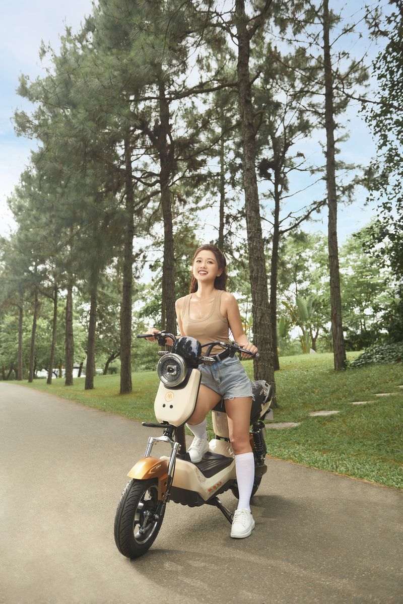 Thoải mái đi học, đi chơi với Aima G5 – Xe điện nhỏ gọn dành cho người trẻ!